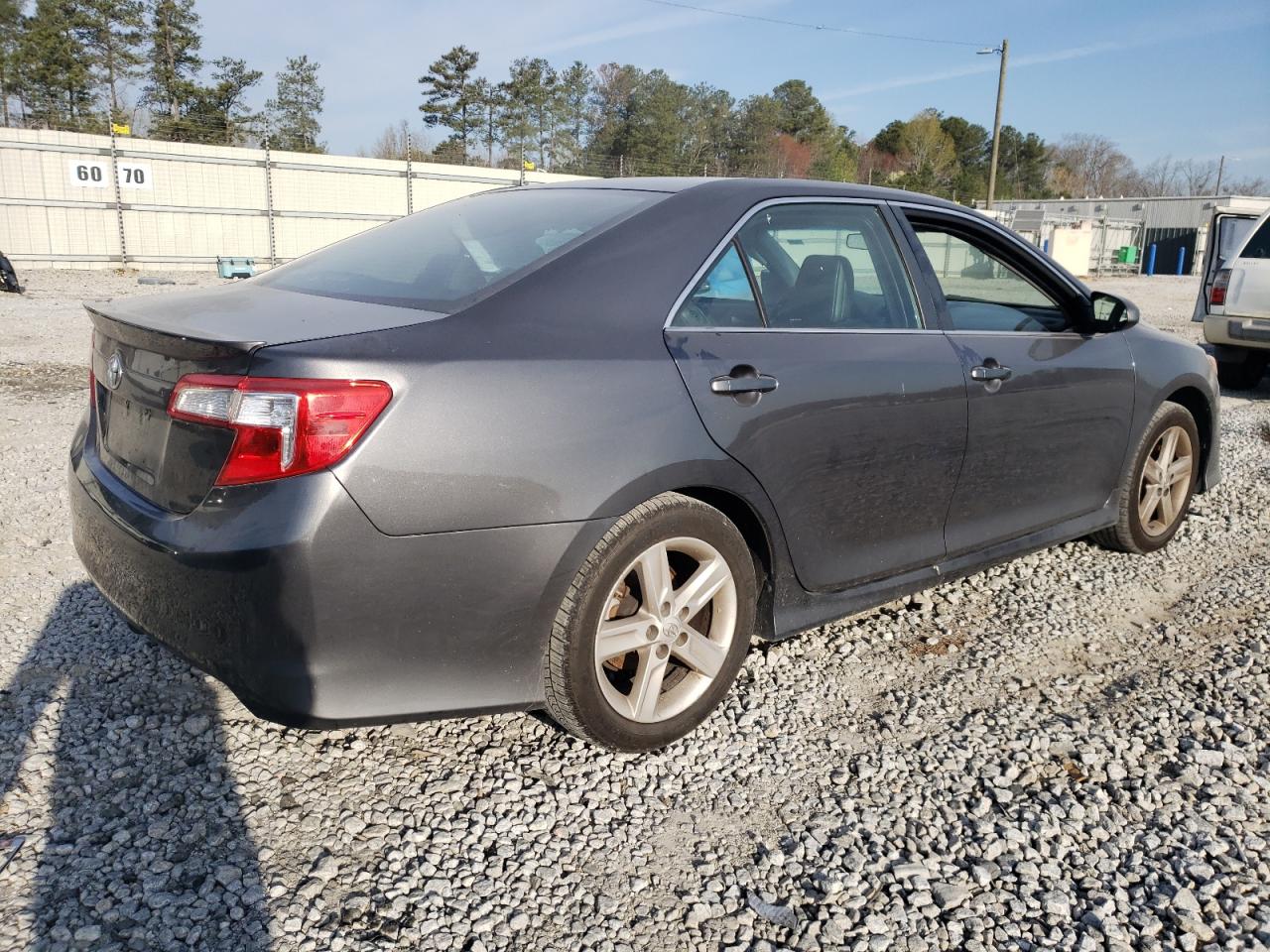 Photo 2 VIN: 4T1BF1FK4EU337160 - TOYOTA CAMRY 