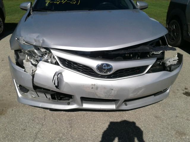 Photo 8 VIN: 4T1BF1FK4EU360289 - TOYOTA CAMRY L 