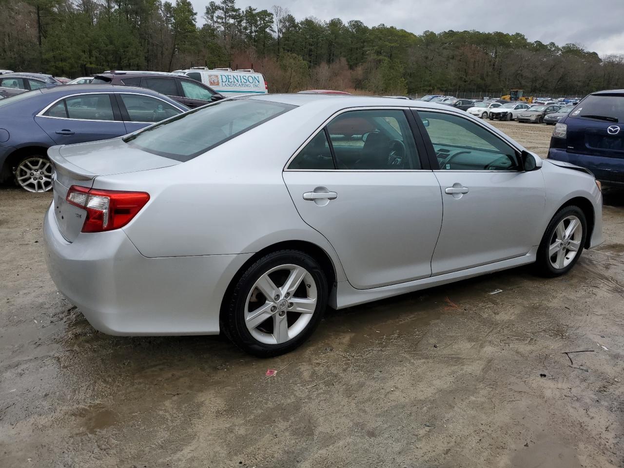 Photo 2 VIN: 4T1BF1FK4EU441602 - TOYOTA CAMRY 