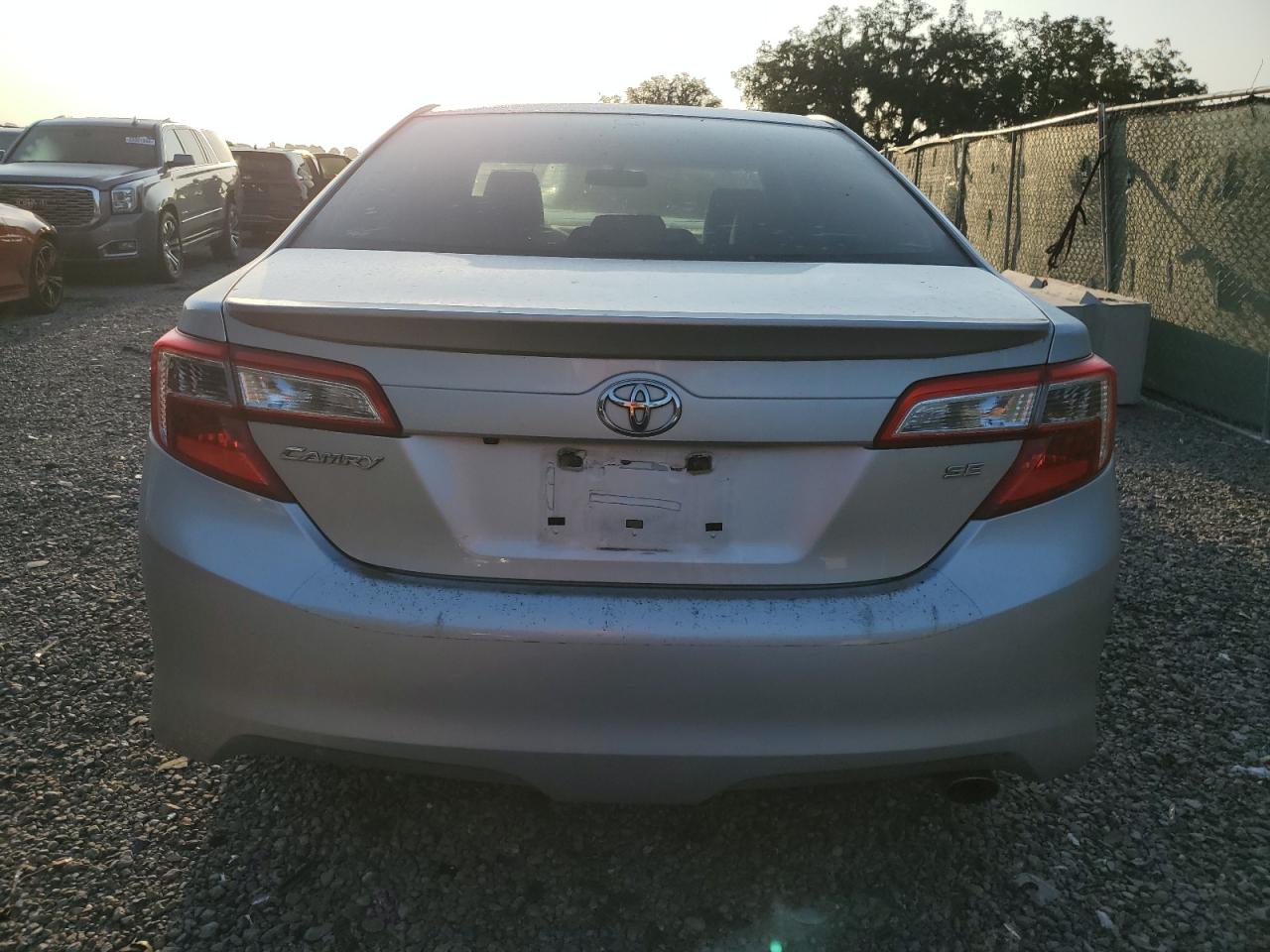 Photo 5 VIN: 4T1BF1FK4EU450560 - TOYOTA CAMRY 