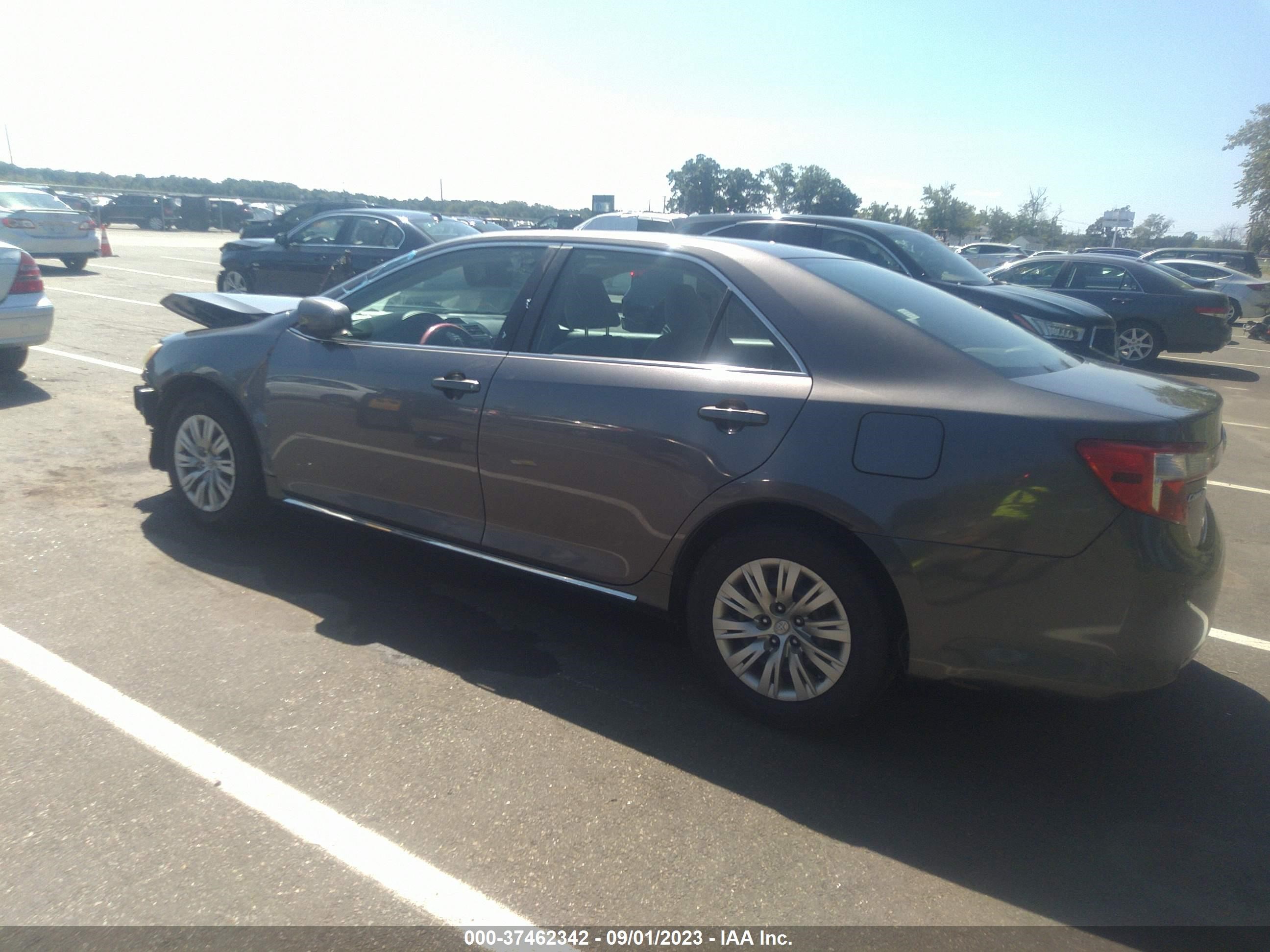 Photo 2 VIN: 4T1BF1FK4EU456536 - TOYOTA CAMRY 