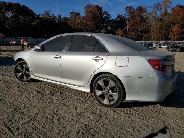 Photo 1 VIN: 4T1BF1FK4EU729698 - TOYOTA CAMRY L 