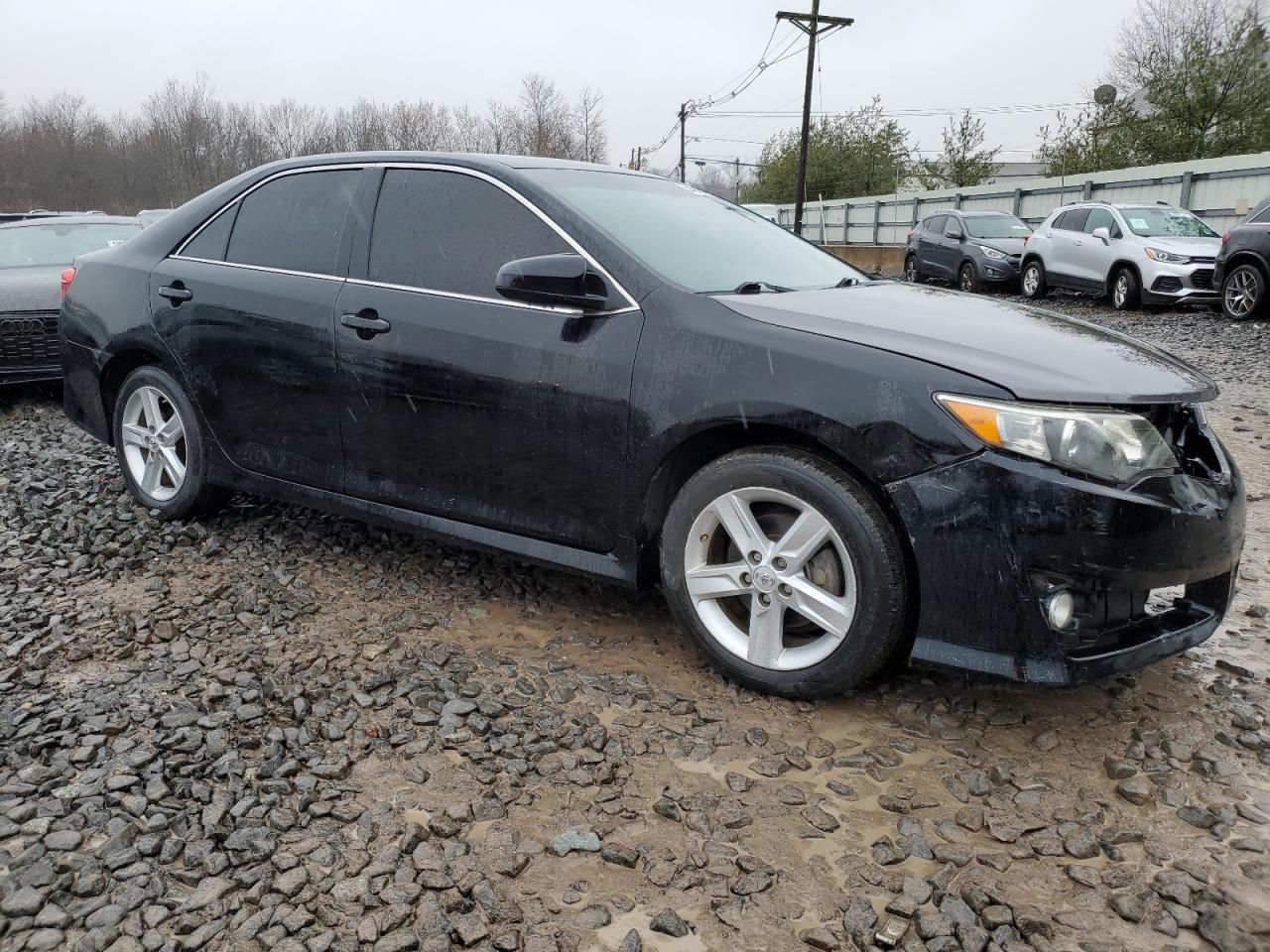 Photo 3 VIN: 4T1BF1FK4EU811950 - TOYOTA CAMRY 