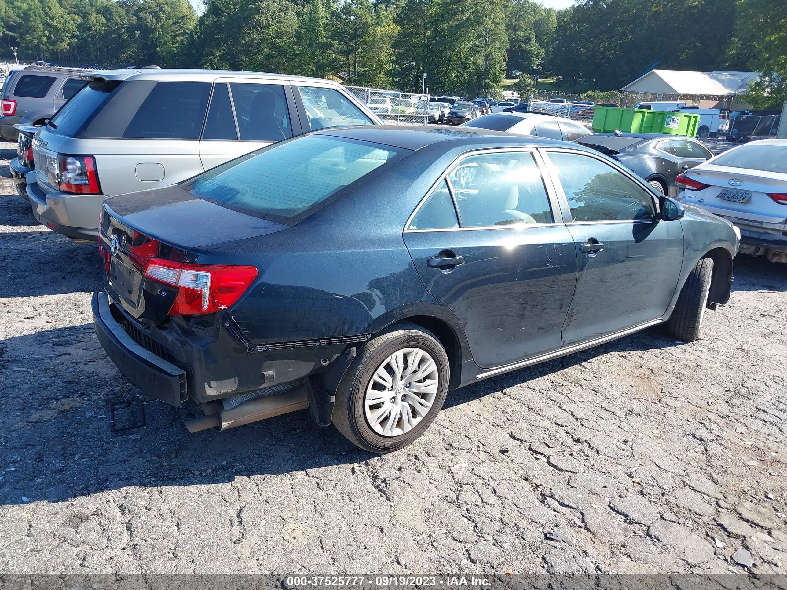 Photo 3 VIN: 4T1BF1FK4EU822608 - TOYOTA CAMRY 