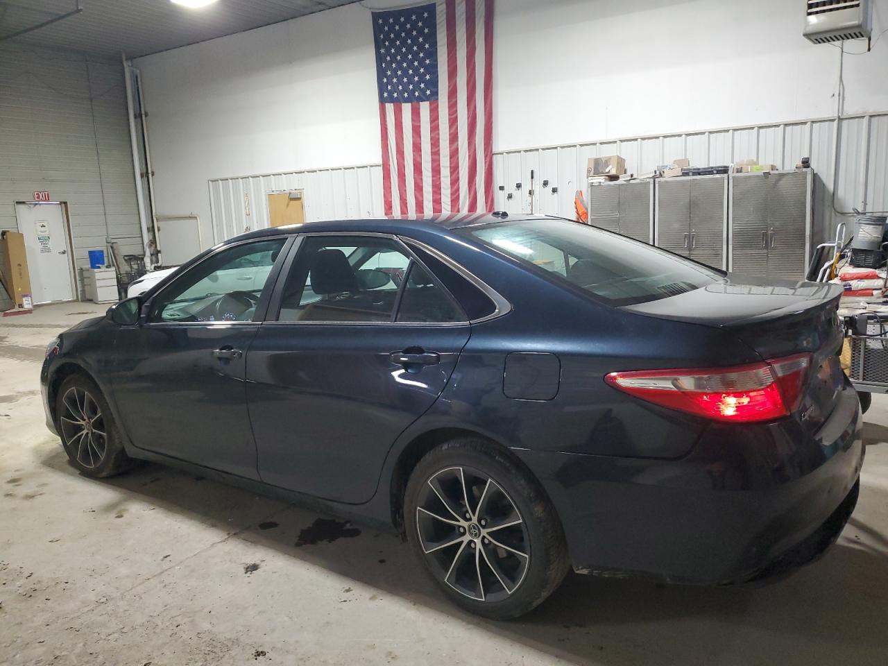 Photo 1 VIN: 4T1BF1FK4FU046675 - TOYOTA CAMRY 