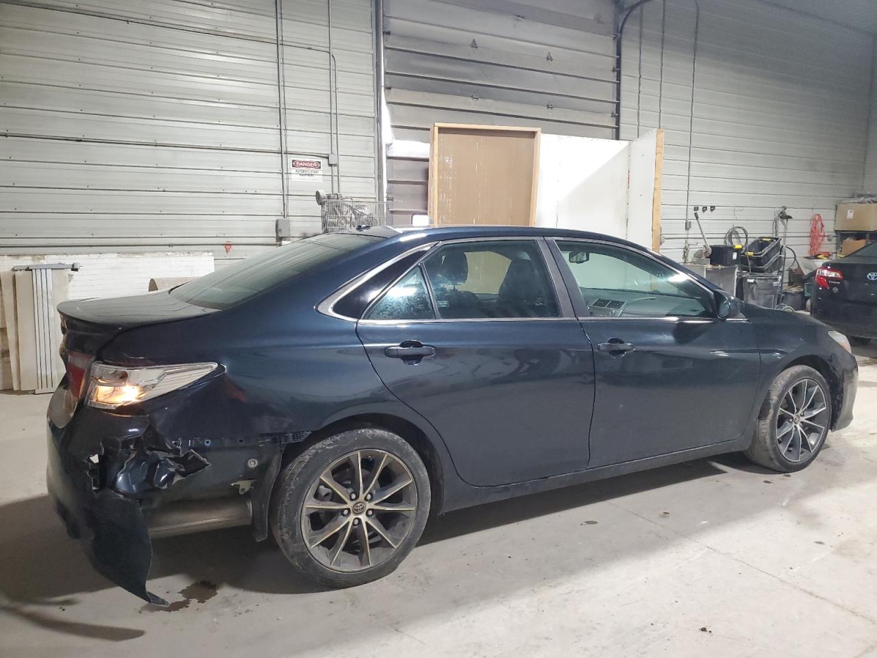 Photo 2 VIN: 4T1BF1FK4FU046675 - TOYOTA CAMRY 