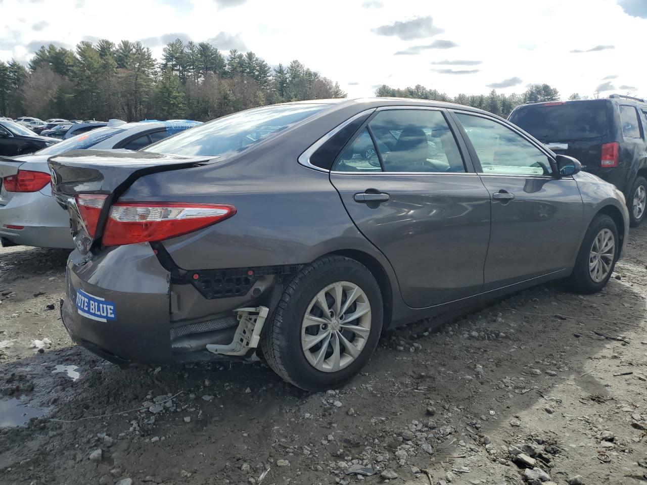 Photo 2 VIN: 4T1BF1FK4FU062875 - TOYOTA CAMRY 