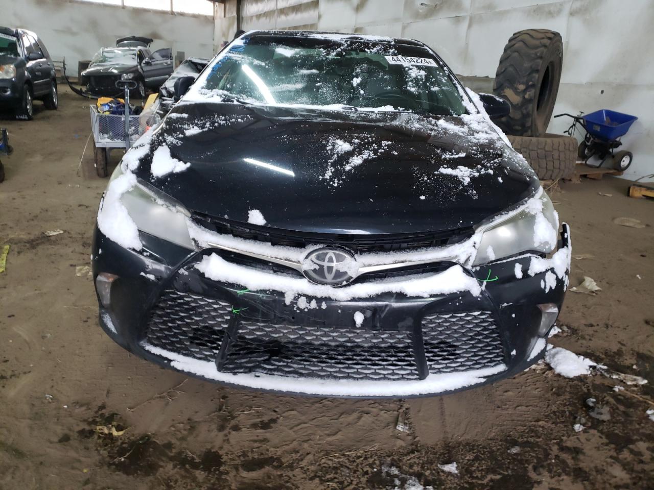 Photo 4 VIN: 4T1BF1FK4FU929854 - TOYOTA CAMRY 