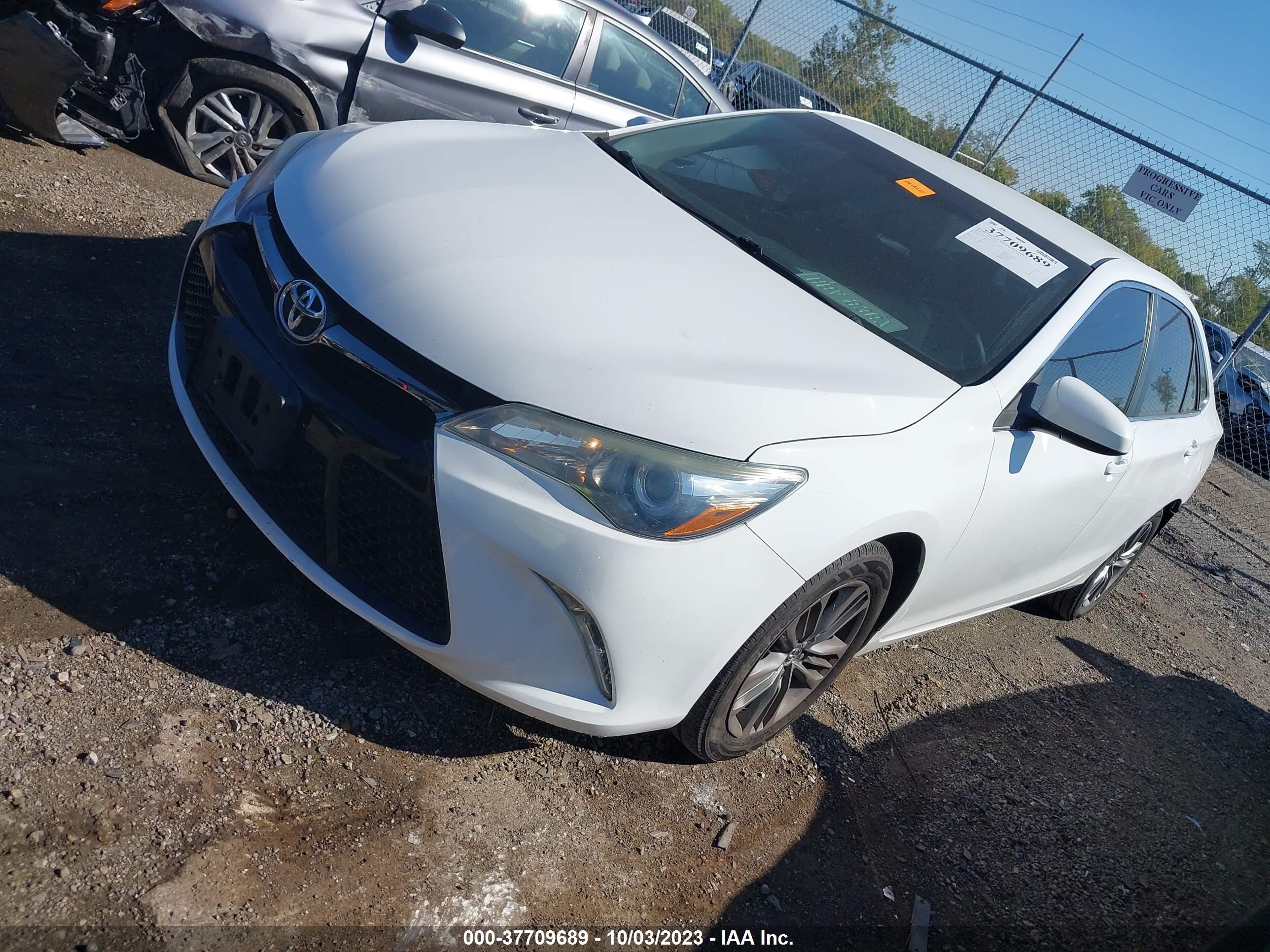 Photo 1 VIN: 4T1BF1FK4FU952017 - TOYOTA CAMRY 