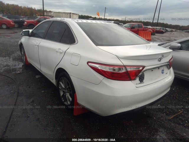 Photo 2 VIN: 4T1BF1FK4FU970064 - TOYOTA CAMRY 