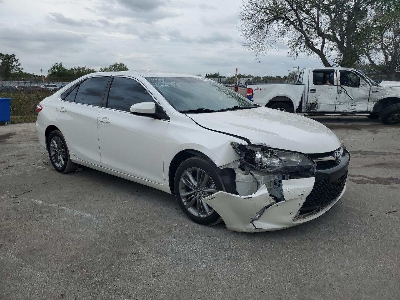 Photo 3 VIN: 4T1BF1FK4GU133915 - TOYOTA CAMRY 