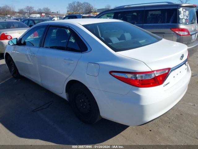 Photo 2 VIN: 4T1BF1FK4GU171838 - TOYOTA CAMRY 