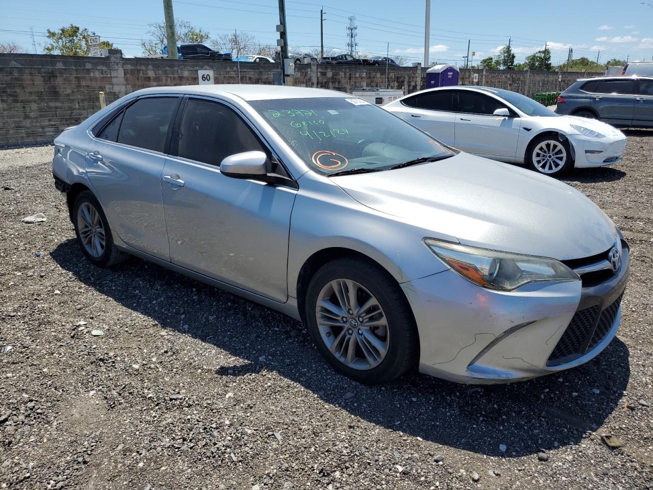 Photo 3 VIN: 4T1BF1FK4GU211738 - TOYOTA CAMRY 