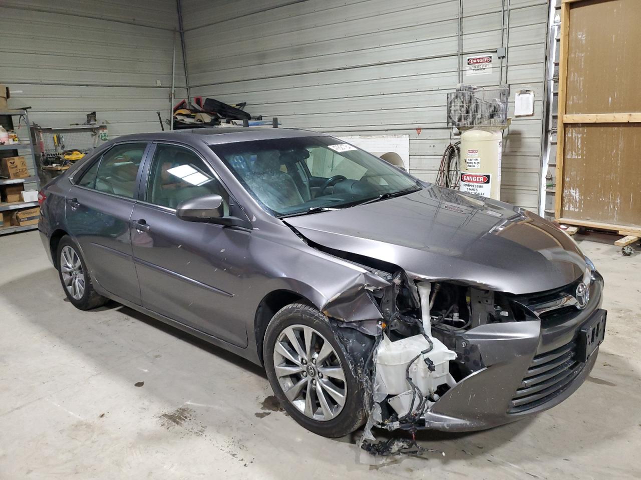 Photo 3 VIN: 4T1BF1FK4GU610228 - TOYOTA CAMRY 