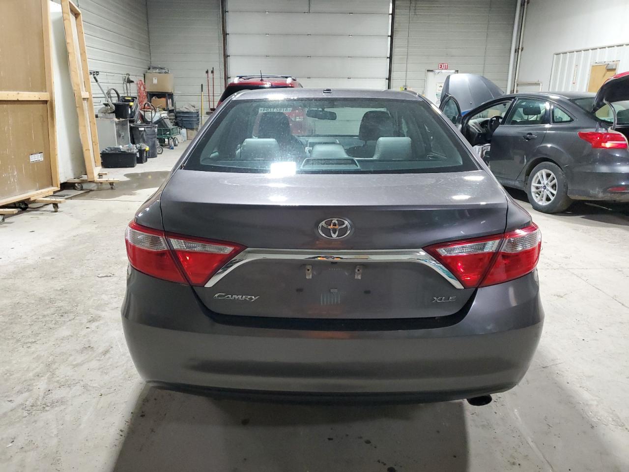 Photo 5 VIN: 4T1BF1FK4GU610228 - TOYOTA CAMRY 