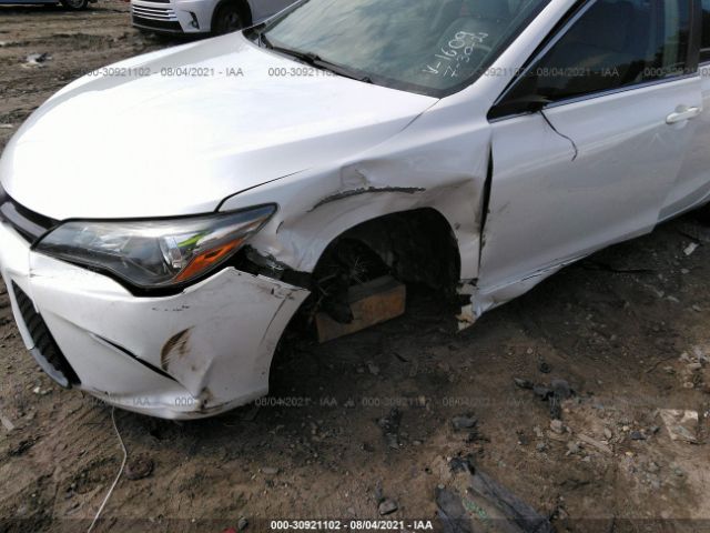 Photo 5 VIN: 4T1BF1FK4HU321609 - TOYOTA CAMRY 