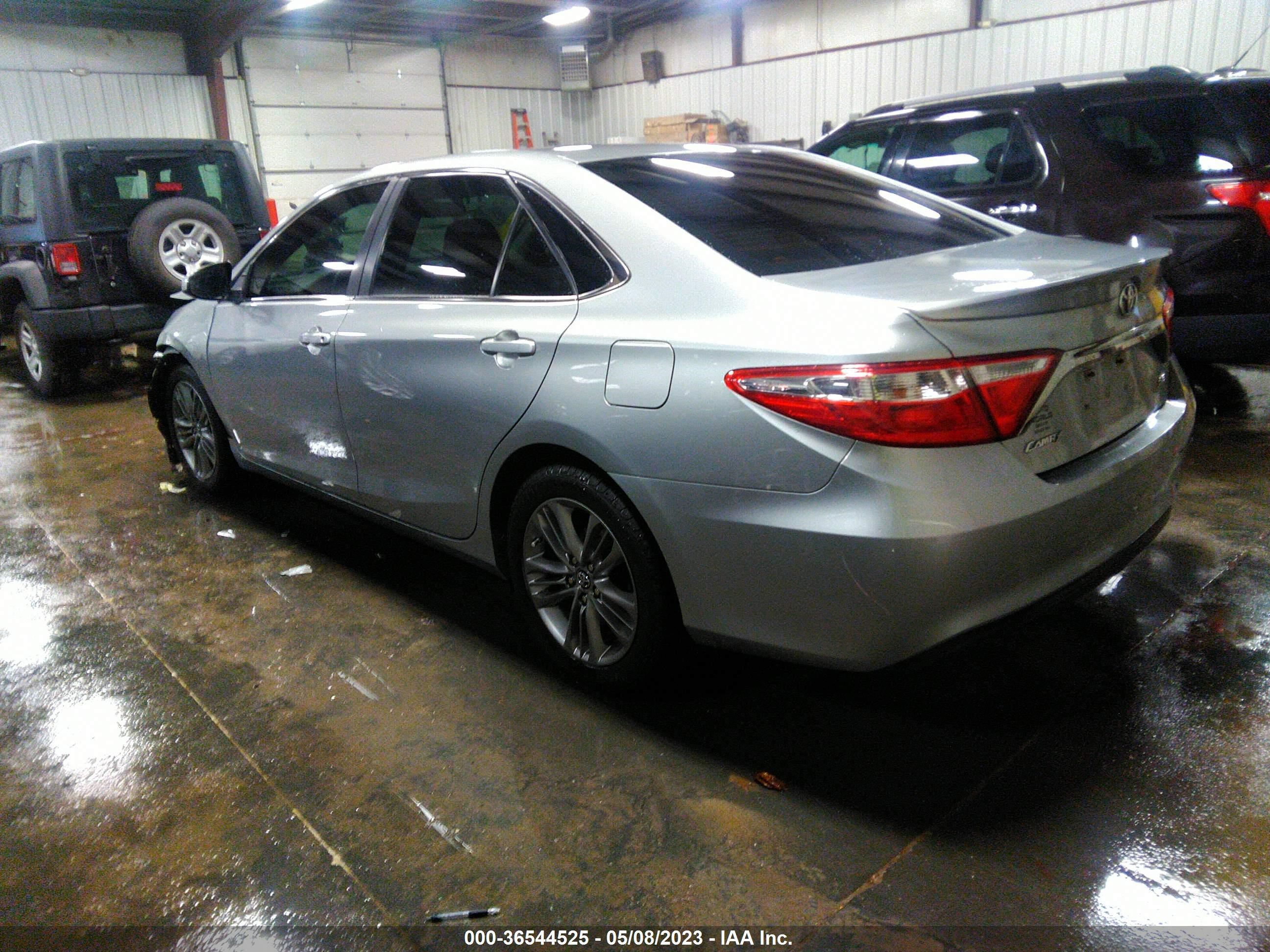 Photo 2 VIN: 4T1BF1FK4HU332481 - TOYOTA CAMRY 