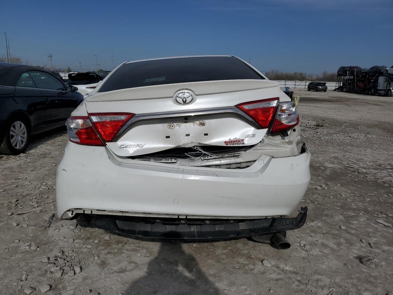 Photo 5 VIN: 4T1BF1FK4HU375962 - TOYOTA CAMRY 