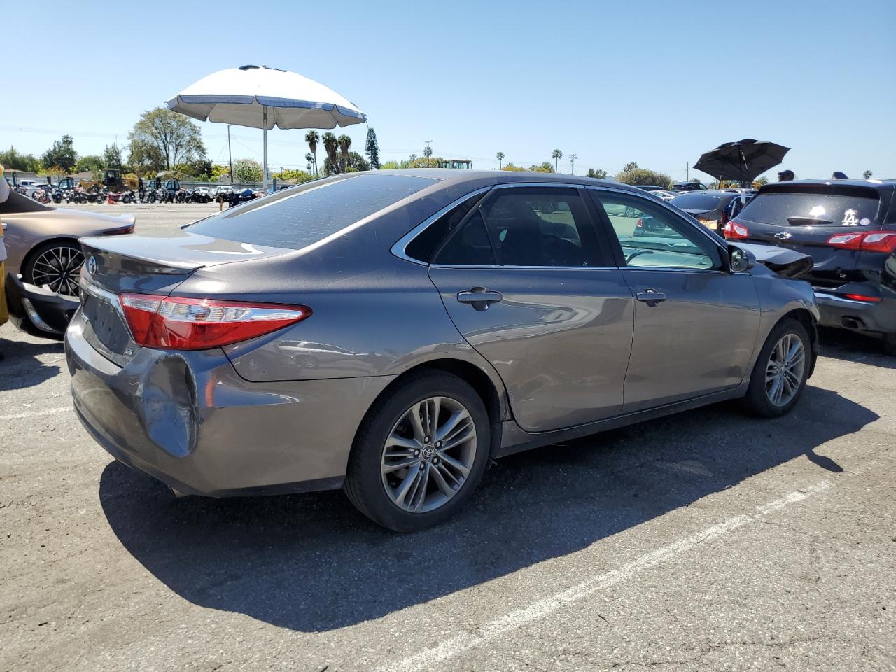 Photo 2 VIN: 4T1BF1FK4HU384791 - TOYOTA CAMRY 