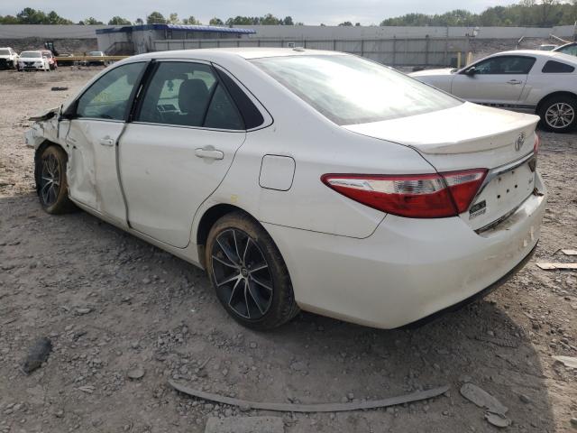 Photo 2 VIN: 4T1BF1FK4HU444942 - TOYOTA CAMRY LE 