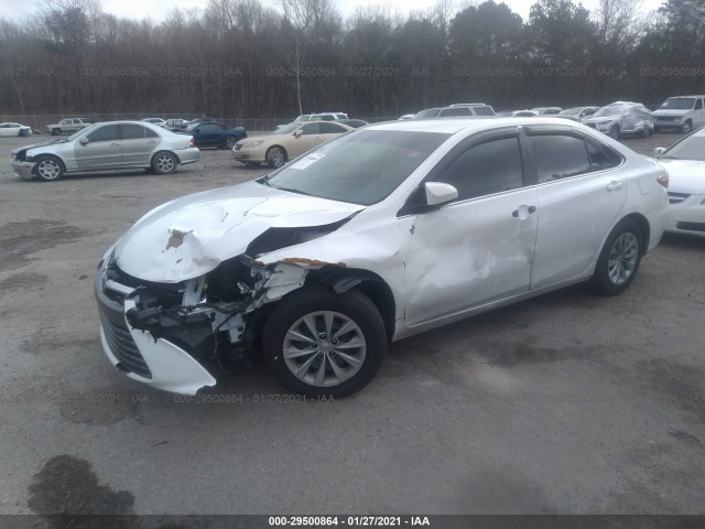 Photo 1 VIN: 4T1BF1FK4HU700710 - TOYOTA CAMRY 