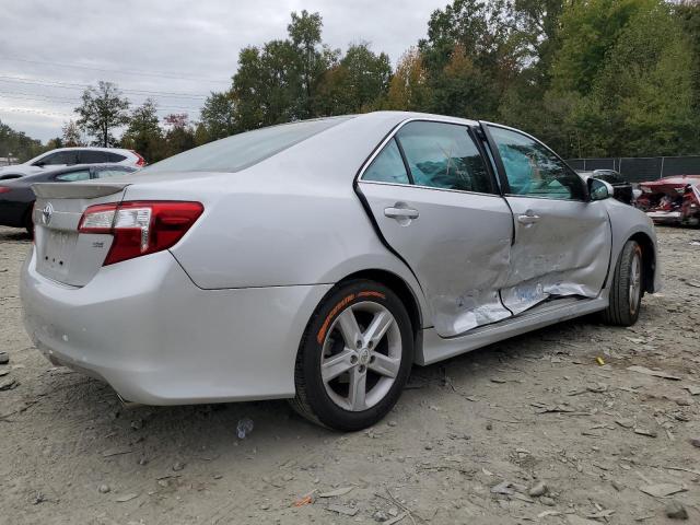 Photo 2 VIN: 4T1BF1FK5CU061570 - TOYOTA CAMRY 