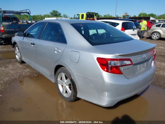 Photo 2 VIN: 4T1BF1FK5CU118205 - TOYOTA CAMRY 