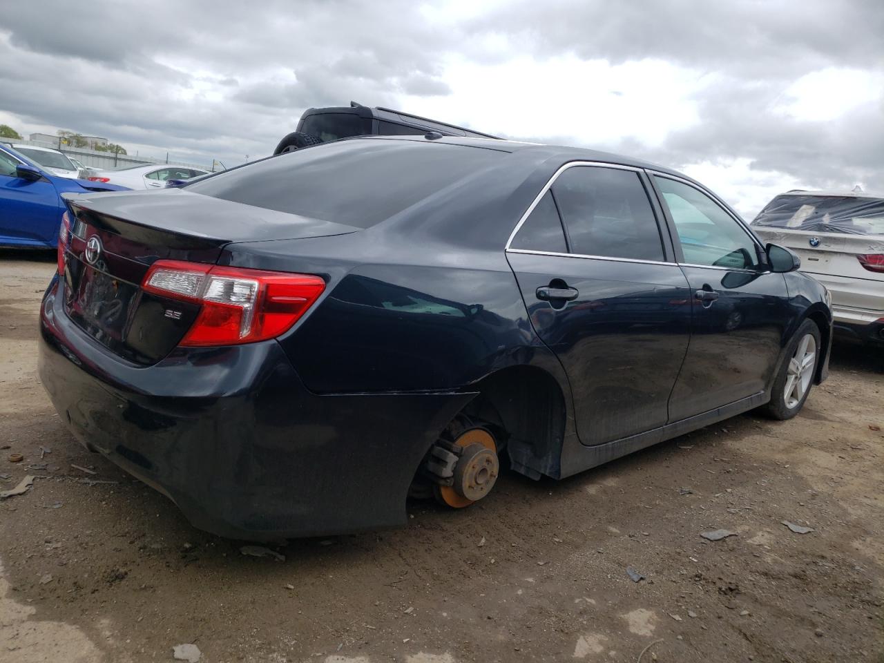 Photo 2 VIN: 4T1BF1FK5CU128233 - TOYOTA CAMRY 