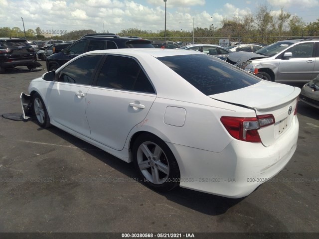 Photo 2 VIN: 4T1BF1FK5CU148904 - TOYOTA CAMRY 