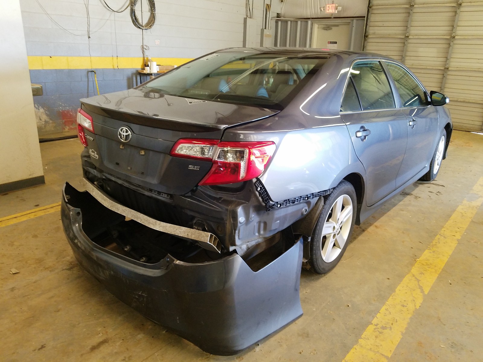 Photo 3 VIN: 4T1BF1FK5CU194622 - TOYOTA CAMRY BASE 