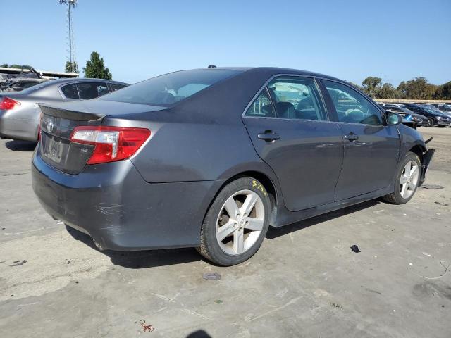 Photo 2 VIN: 4T1BF1FK5CU200631 - TOYOTA CAMRY 