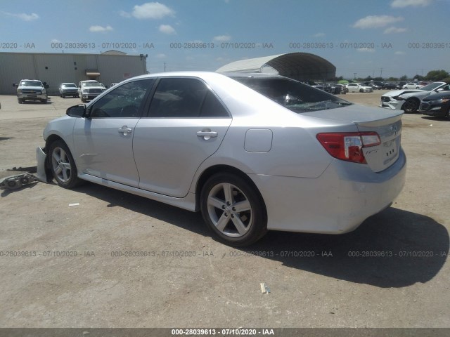 Photo 2 VIN: 4T1BF1FK5CU509337 - TOYOTA CAMRY 