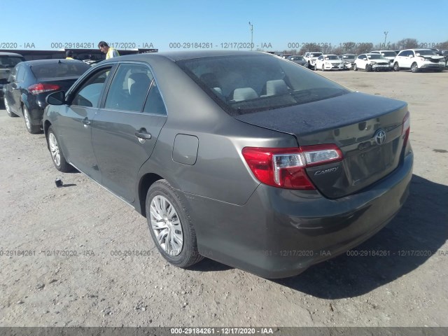 Photo 2 VIN: 4T1BF1FK5CU558991 - TOYOTA CAMRY 