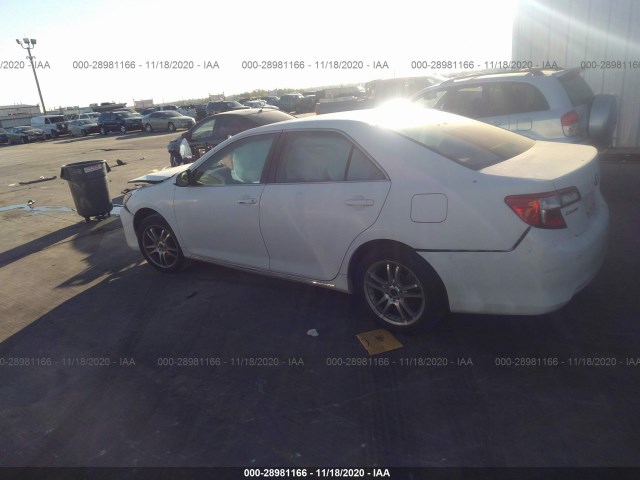 Photo 2 VIN: 4T1BF1FK5CU567030 - TOYOTA CAMRY 