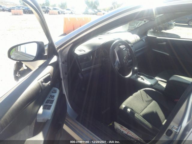 Photo 4 VIN: 4T1BF1FK5CU620549 - TOYOTA CAMRY 