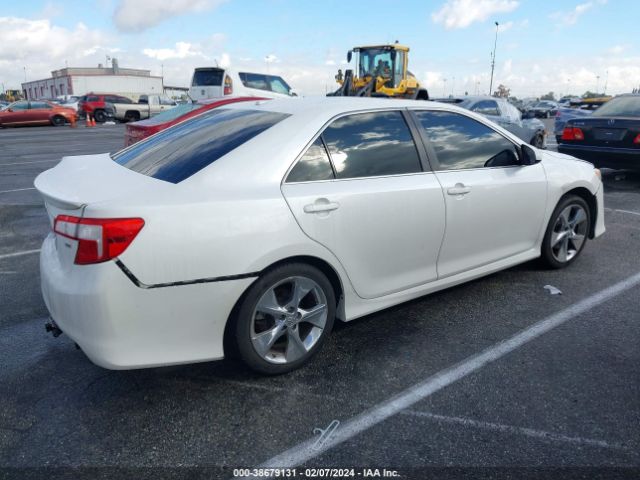 Photo 3 VIN: 4T1BF1FK5CU632457 - TOYOTA CAMRY 