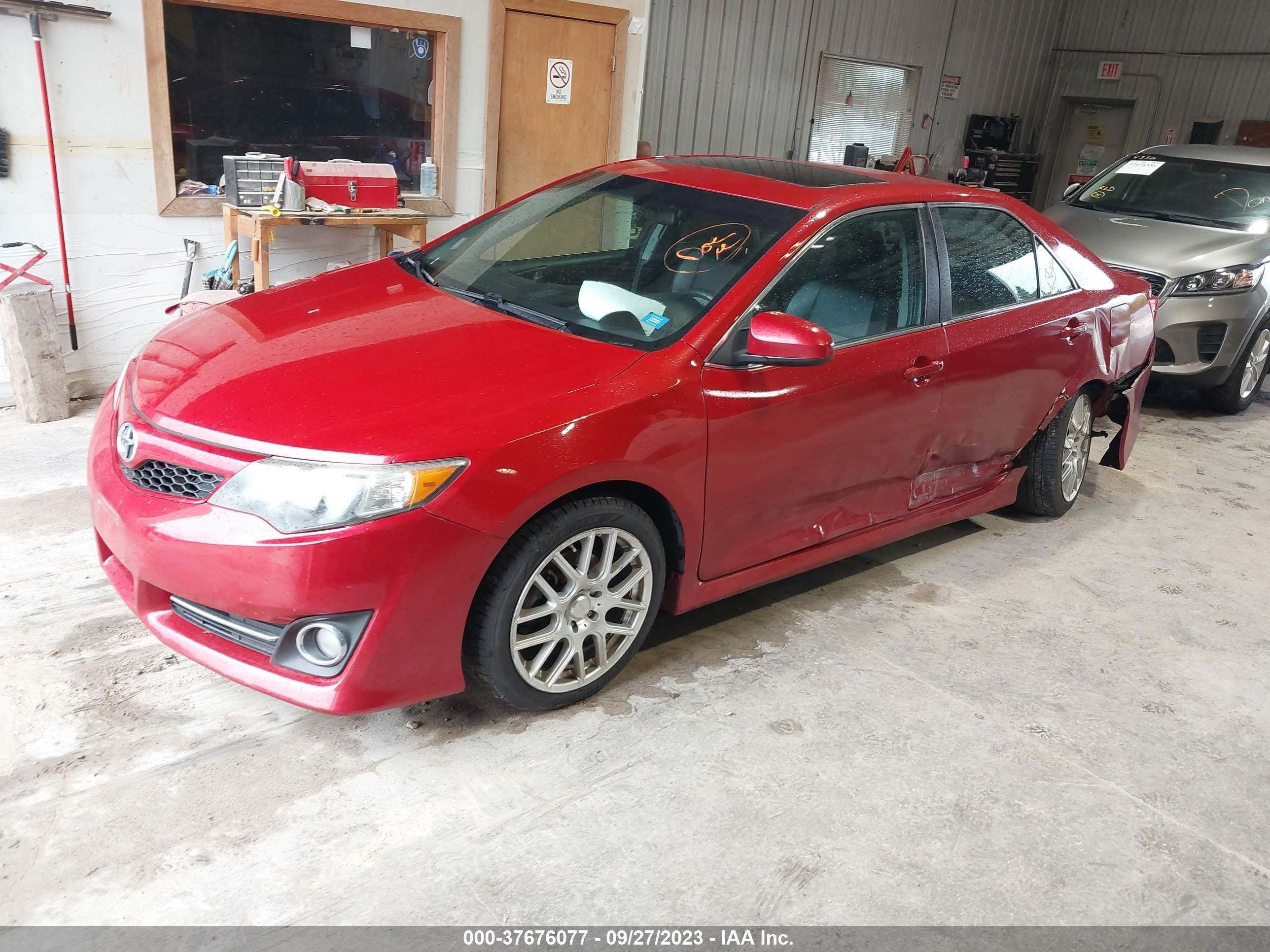 Photo 1 VIN: 4T1BF1FK5CU633706 - TOYOTA CAMRY 