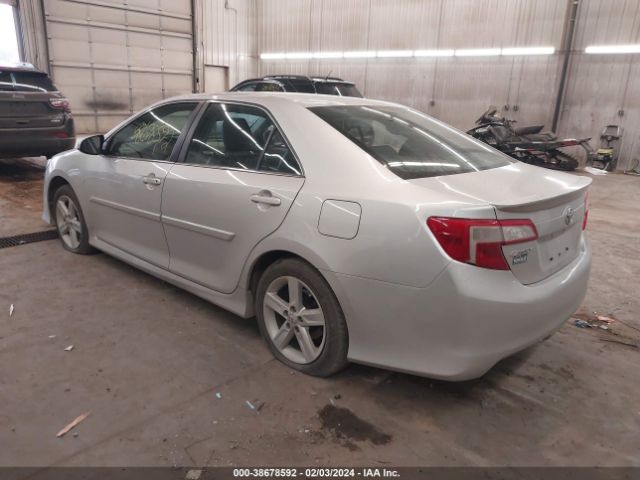 Photo 2 VIN: 4T1BF1FK5DU217978 - TOYOTA CAMRY 