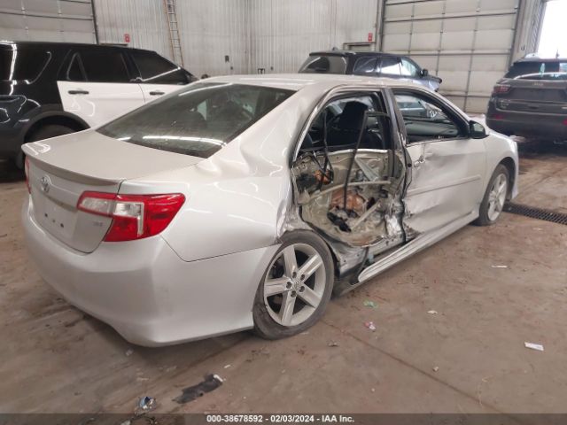 Photo 3 VIN: 4T1BF1FK5DU217978 - TOYOTA CAMRY 