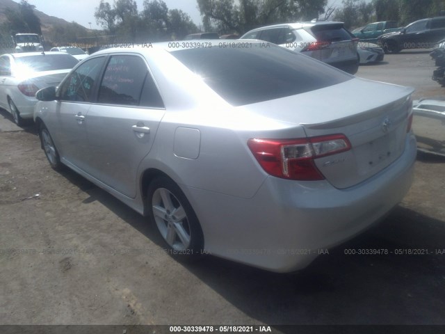 Photo 2 VIN: 4T1BF1FK5DU281552 - TOYOTA CAMRY 