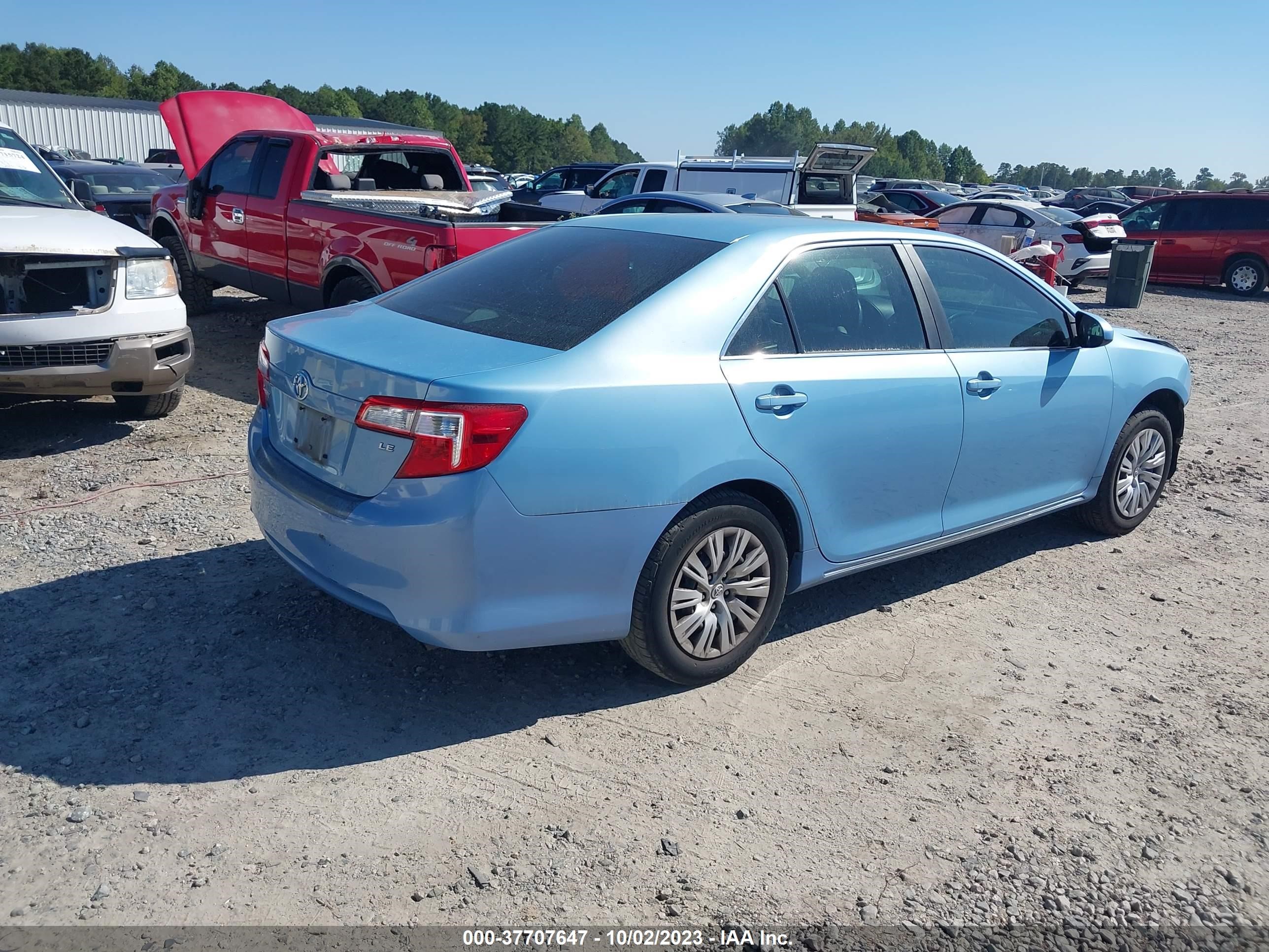 Photo 3 VIN: 4T1BF1FK5DU656100 - TOYOTA CAMRY 