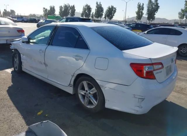 Photo 2 VIN: 4T1BF1FK5DU662639 - TOYOTA CAMRY 