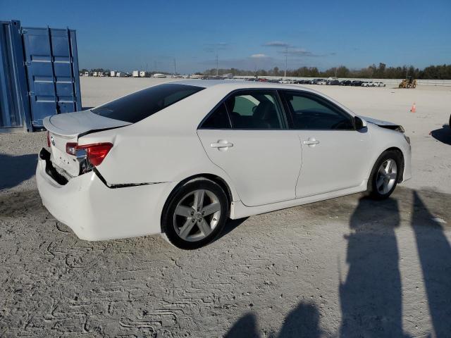 Photo 2 VIN: 4T1BF1FK5DU676749 - TOYOTA CAMRY 