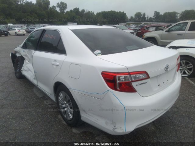 Photo 2 VIN: 4T1BF1FK5DU683331 - TOYOTA CAMRY 