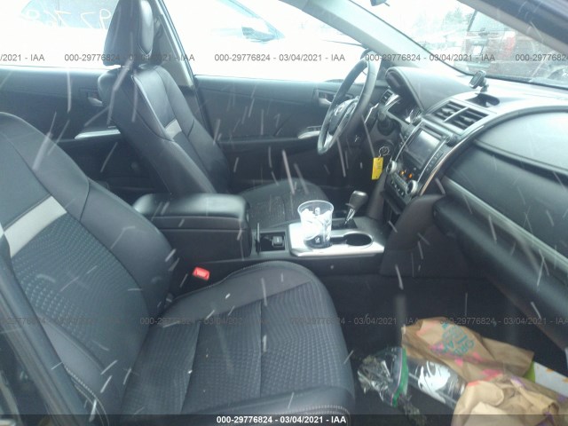 Photo 4 VIN: 4T1BF1FK5DU689372 - TOYOTA CAMRY 