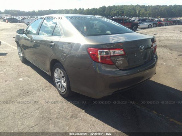 Photo 2 VIN: 4T1BF1FK5DU720135 - TOYOTA CAMRY 