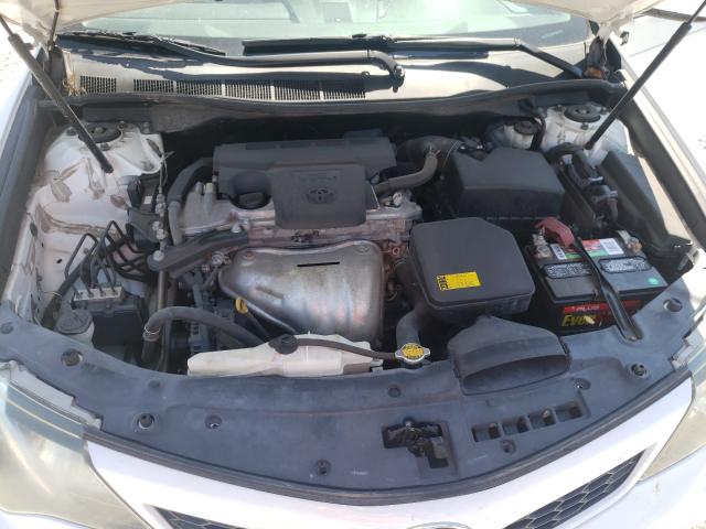 Photo 6 VIN: 4T1BF1FK5DU721592 - TOYOTA CAMRY L 