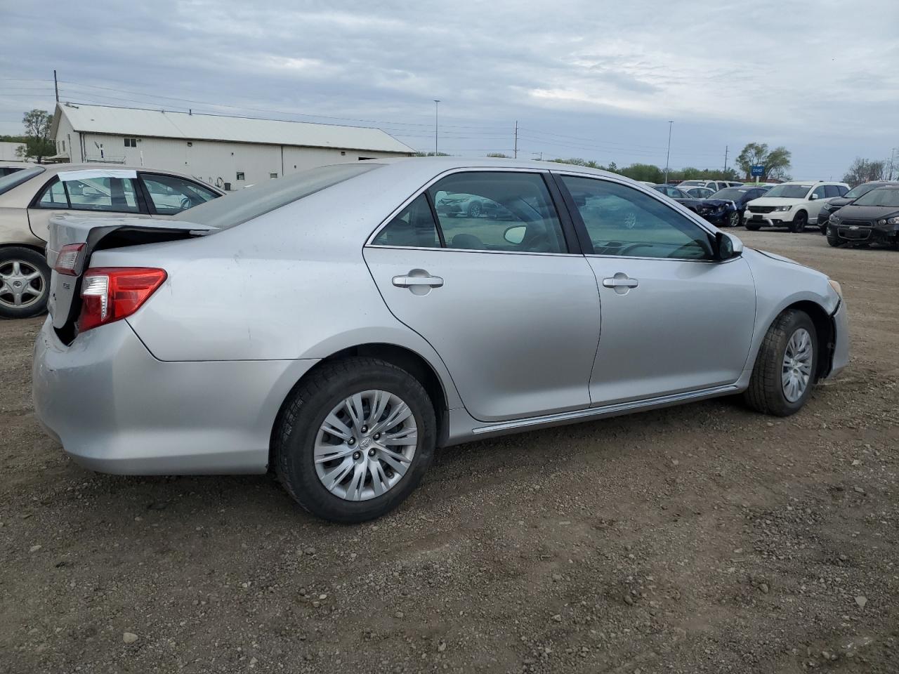 Photo 2 VIN: 4T1BF1FK5EU300831 - TOYOTA CAMRY 