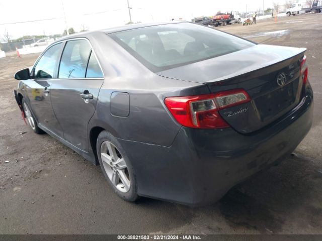 Photo 2 VIN: 4T1BF1FK5EU421424 - TOYOTA CAMRY 