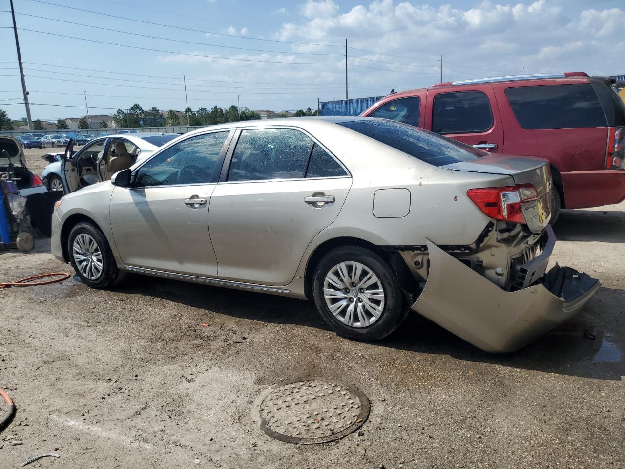 Photo 1 VIN: 4T1BF1FK5EU467996 - TOYOTA CAMRY 